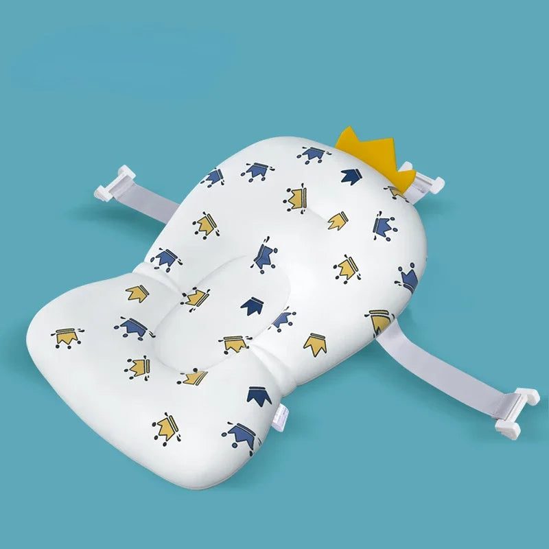 coussin de baignoire bébé et couronnes
