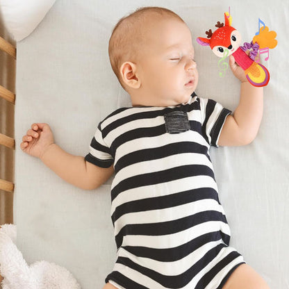 hochet girafe et bébé qui dort
